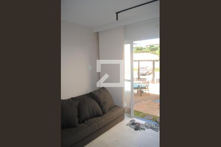 Sala  de casa de condomínio para alugar com 1 quarto, 32m² em Armação, Salvador