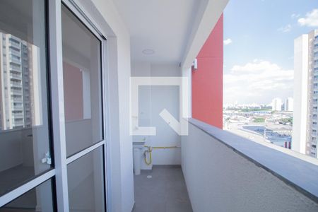 Apartamento à venda com 43m², 2 quartos e 1 vagaÁrea de Serviço e sacada