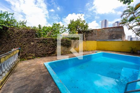 Casa para alugar com 421m², 3 quartos e 5 vagas Casa para alugar com 421m², 3 quartos e 5 vagasPiscina