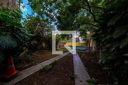 Quintal de casa à venda com 3 quartos, 421m² em Vila Nova Savoia, São Paulo