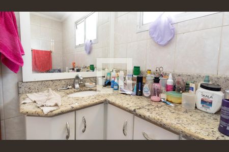 Casa para alugar com 421m², 3 quartos e 5 vagas Casa para alugar com 421m², 3 quartos e 5 vagasBanheiro da Suite