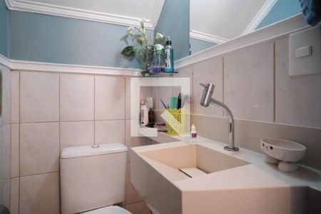 Casa à venda com 70m², 2 quartos e 1 vagaLavabo