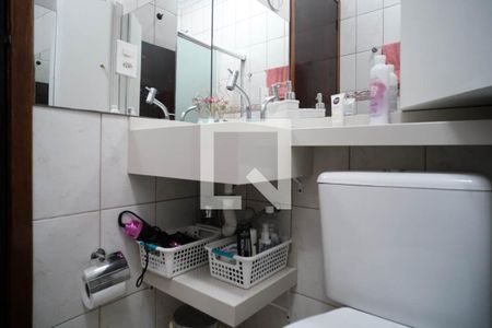 Casa à venda com 70m², 2 quartos e 1 vagaBanheiro