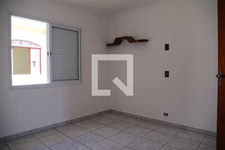 Quarto 2 de casa para alugar com 3 quartos, 100m² em Jardim Mangalot, São Paulo