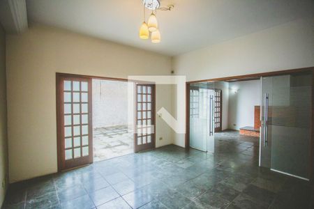 Sala de Estar de casa à venda com 7 quartos, 330m² em Vila da Saúde, São Paulo