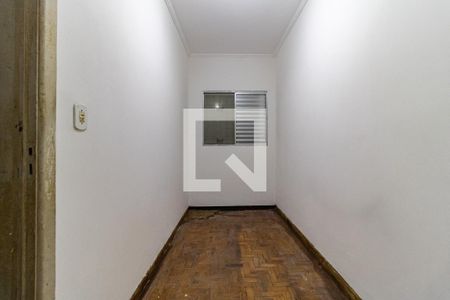 Quarto 2 da Casa 1 de casa à venda com 5 quartos, 250m² em Vila Liviero, São Paulo