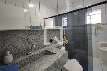 Casa à venda com 250m², 4 quartos e 2 vagasBanheiro Social