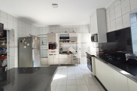 Casa à venda com 250m², 4 quartos e 2 vagasCozinha