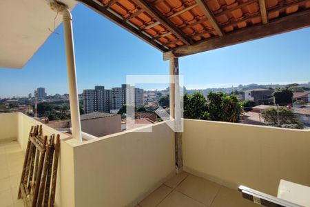 Casa à venda com 250m², 4 quartos e 2 vagasVaranda Suíte 2