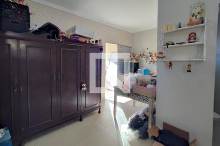 Casa à venda com 250m², 4 quartos e 2 vagasQuarto Suíte 2