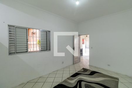 Sala/Quarto de casa para alugar com 1 quarto, 39m² em Vila Carmosina, São Paulo