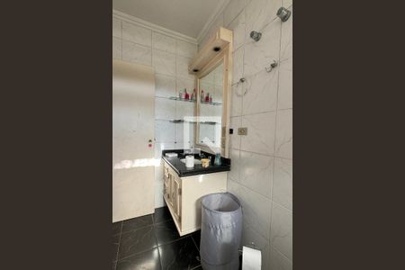 Casa de condomínio à venda com 350m², 4 quartos e 5 vagasBanheiro da Suíte 4