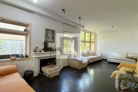 Sala de casa de condomínio à venda com 4 quartos, 350m² em Alphaville, Santana de Parnaíba