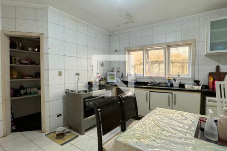 Casa de condomínio à venda com 350m², 4 quartos e 5 vagasCozinha