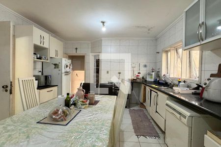 Casa de condomínio à venda com 350m², 4 quartos e 5 vagasCozinha