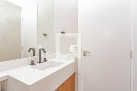 Apartamento à venda com 158m², 3 quartos e 2 vagasBanheiro da Suíte 2