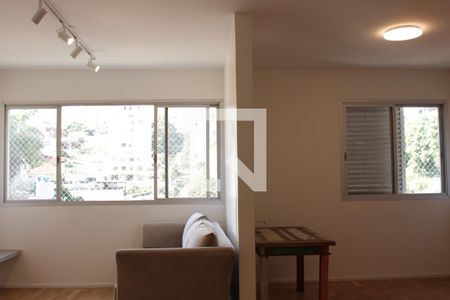 Sala de apartamento para alugar com 2 quartos, 74m² em Sumaré, São Paulo