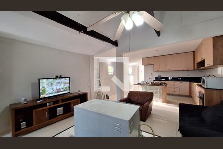 Casa para alugar com 110m², 3 quartos e 2 vagassala /cozinha