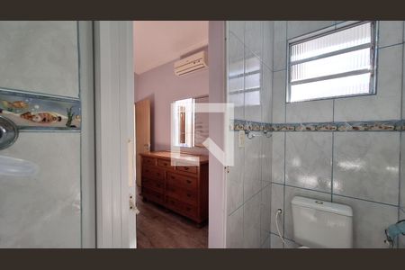 Casa para alugar com 110m², 3 quartos e 2 vagasBanheiro da Suíte