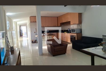 sala /cozinha de casa para alugar com 3 quartos, 110m² em Nova Mirim, Praia Grande