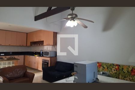 sala /cozinha de casa para alugar com 3 quartos, 110m² em Nova Mirim, Praia Grande