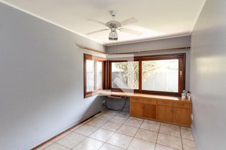 Casa à venda com 1000m², 4 quartos e 4 vagasEscritório