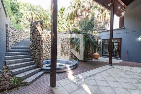 Casa à venda com 1000m², 4 quartos e 4 vagasQuintal