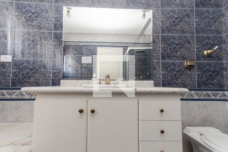 Casa à venda com 1000m², 4 quartos e 4 vagasBanheiro