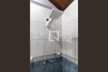 Casa à venda com 1000m², 4 quartos e 4 vagasBanheiro da Suíte 2