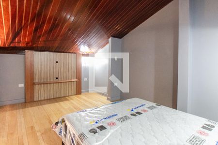 Casa à venda com 1000m², 4 quartos e 4 vagasQuarto  