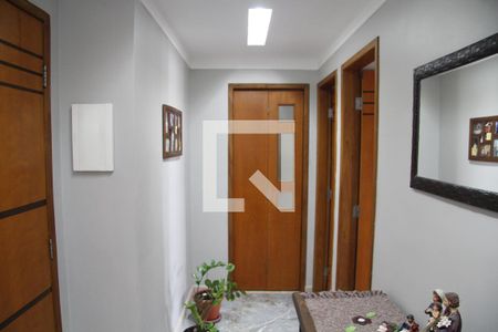 Acesso ao banheiro e aos quartos de apartamento à venda com 2 quartos, 64m² em Macedo, Guarulhos