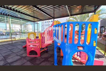 Apartamento para alugar com 43m², 2 quartos e 1 vaga Apartamento para alugar com 43m², 2 quartos e 1 vagaÁrea comum - Playground