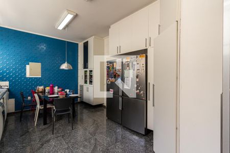 Apartamento à venda com 270m², 4 quartos e 2 vagasCozinha