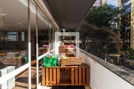 Varanda de apartamento à venda com 4 quartos, 270m² em Santa Cecilia, São Paulo