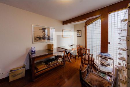 Casa para alugar com 465m², 4 quartos e 5 vagasQuarto 1