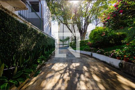 Casa para alugar com 465m², 4 quartos e 5 vagasGaragem