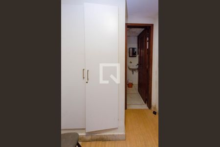 Casa para alugar com 465m², 4 quartos e 5 vagasQuarto de serviço