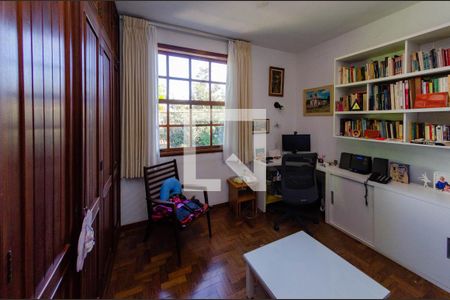 Casa para alugar com 465m², 4 quartos e 5 vagasQuarto 2