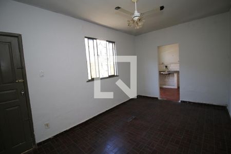 Sala de casa para alugar com 1 quarto, 60m² em Olaria, Rio de Janeiro