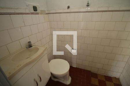 Banheiro de casa para alugar com 1 quarto, 60m² em Olaria, Rio de Janeiro