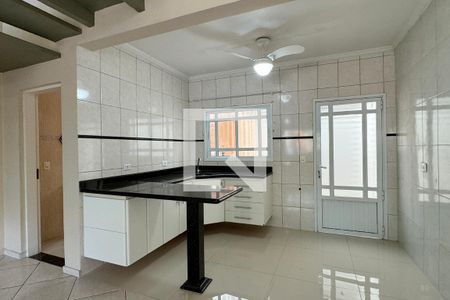 Casa de condomínio à venda com 130m², 3 quartos e 2 vagasCozinha
