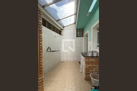 Casa de condomínio à venda com 130m², 3 quartos e 2 vagasÁrea de Serviço