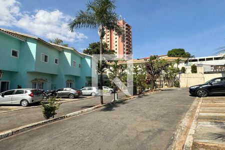 Casa de condomínio à venda com 130m², 3 quartos e 2 vagasÁrea comum