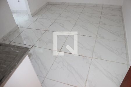 Cozinha de kitnet/studio para alugar com 1 quarto, 17m² em Gopouva, Guarulhos