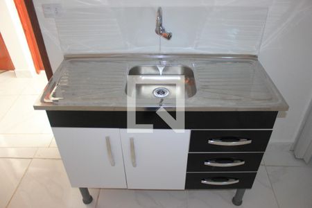 Cozinha de kitnet/studio para alugar com 1 quarto, 17m² em Gopouva, Guarulhos