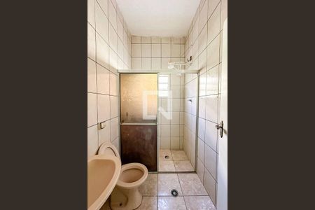Banheiro de casa para alugar com 1 quarto, 70m² em Vila Nossa Senhora do Retiro, São Paulo