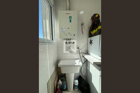 Apartamento à venda com 70m², 3 quartos e 1 vagaÁrea de Serviço