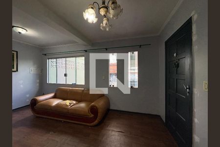 Sala de casa à venda com 3 quartos, 120m² em Vila Cruz das Almas, São Paulo