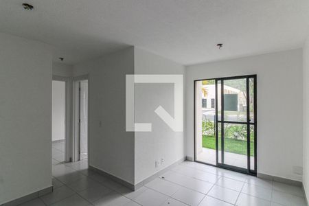 Sala de apartamento à venda com 2 quartos, 60m² em Vargem Grande, Rio de Janeiro
