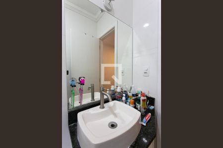 Casa de condomínio à venda com 72m², 2 quartos e 1 vagaBanheiro Suite